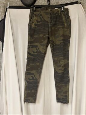 Camo Skinny Pants